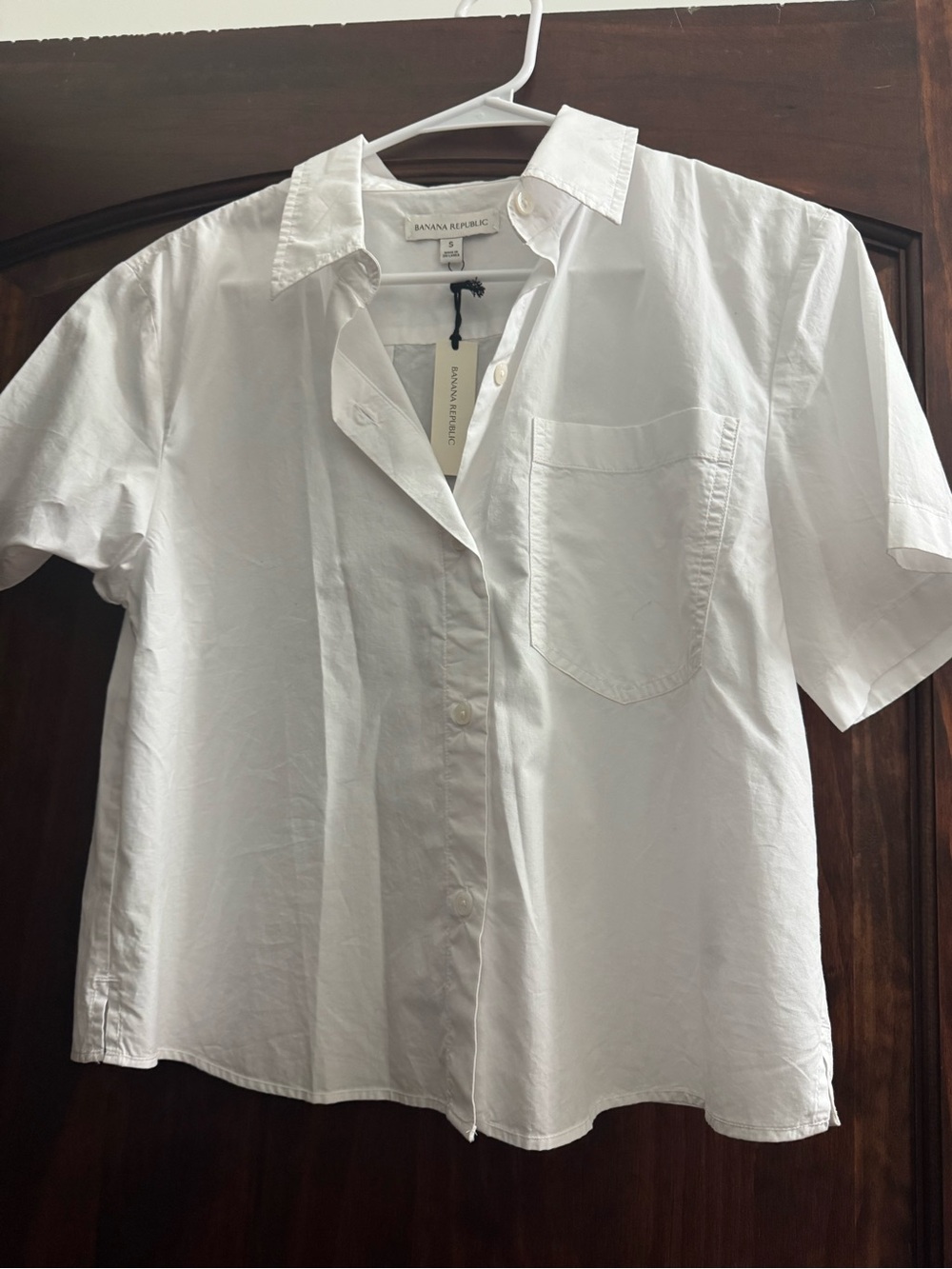 Banana Republic Women’s White Short-Sleeve Button-Down Shirt